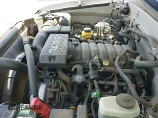 2005 Toyota Tundra SR5 с VIN 5TBET34135S493915, выставлен на аукционе IAAI как лот 42745780 с пробегом 173 589 миль миль и . История ставок и продаж доступна на DreamBid. Изображение 19.