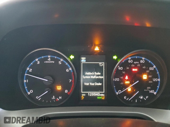 2018 Toyota RAV4 XLE with VIN JTMWFREV2JJ740145, listed as a Copart auction lot 52214075 with 129,940 mi miles and Salvage title. Bid and sale history available at DreamBid. Image 9.