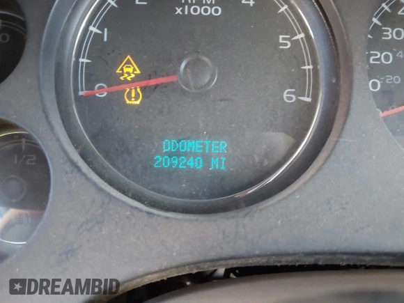 2007 GMC Sierra 1500 with VIN 3GTEK13Y17G517689, listed as a IAAI auction lot 41996422 with 209,240 mi miles and . Bid and sale history available at DreamBid. Image 15.