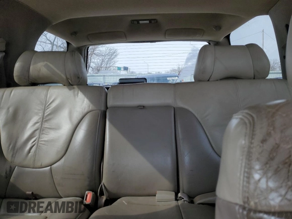 2000 GMC Denali z VIN 1GKEK13R0YR151206, wystawiony jako Copart lot #45600725 z przebiegiem 227 169 mil mil oraz Czysty tytuł • Clean title. Historia ofert i sprzedaży dostępna na DreamBid. Obrazek 10.