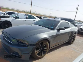 2013 Ford Mustang V6 with VIN 1ZVBP8AM7D5268215, listed as a IAAI auction lot 42302505 with 165,539 mi miles and . Bid and sale history available at DreamBid. Image 13.