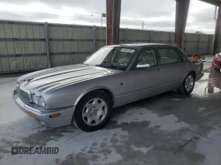 2001 Jaguar XJ Vanden Plas with VIN SAJDA24C51LF35862, listed as a Copart auction lot 42030125 with 74,842 mi miles and Clean title. Bid and sale history available at DreamBid. Image 1.