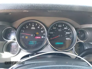 2007 Chevrolet Silverado 1500 LT w/2LT with VIN 2GCEC19JX71663055, listed as a IAAI auction lot 42192320 with 164,964 mi miles. Bid and sale history available at carsss.com. Image 7.