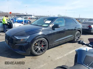 2021 Audi Q8 Prestige z VIN WA1FVAF18MD012276, wystawiony jako IAAI lot #41651592 z przebiegiem 45 615 mil mil oraz . Historia ofert i sprzedaży dostępna na DreamBid. Obrazek 2.