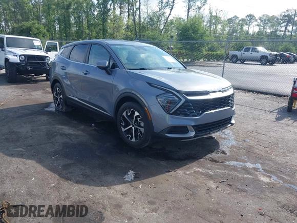 2024 Kia Sportage EX with VIN 5XYK33DF3RG185488, listed as a IAAI auction lot 42345457 with 33,926 mi miles and . Bid and sale history available at DreamBid. Image 1.