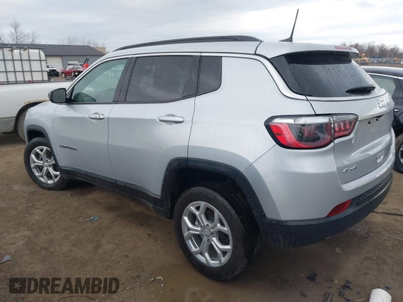 2024 Jeep Compass Latitude with VIN 3C4NJDBNXRT175441, listed as a IAAI auction lot 41860069 with 15,357 mi miles. Bid and sale history available at carsss.com. Image 14.