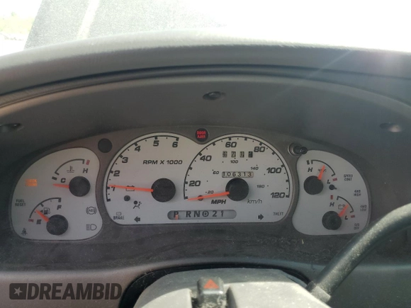 2001 Ford Explorer Sport Trac z VIN 1FMZU77E61UB01605, wystawiony jako Copart lot #56976175 z przebiegiem 106 313 mil mil oraz Czysty tytuł • Clean title. Historia ofert i sprzedaży dostępna na DreamBid. Obrazek 9.