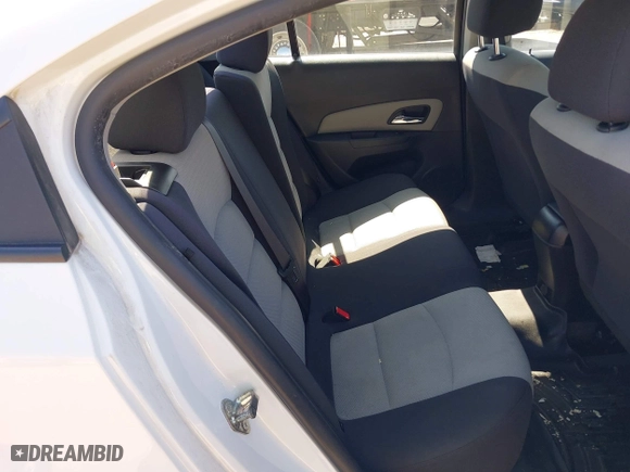 2015 Chevrolet Cruze LS with VIN 1G1PA5SH7F7172482, listed as a IAAI auction lot 41987767 with 99,399 mi miles. Bid and sale history available at carsss.com. Image 8.