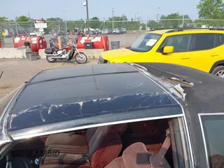 1984 Chevrolet Monte Carlo z VIN 1G1AZ37H9ER201513, wystawiony jako IAAI lot #42416804 z przebiegiem 80 467 mil mil oraz . Historia ofert i sprzedaży dostępna na DreamBid. Obrazek 12.