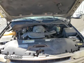 2001 Chevrolet Suburban LT with VIN 3GNFK16T71G261366, listed as a Copart auction lot 66399054 with 303,589 mi miles and Salvage Title. Bid and sale history available at carsss.com. Image 12.