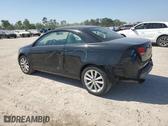 2012 Volkswagen Eos Komfort с VIN WVWBW7AH7CV007183, выставлен на аукционе Copart как лот 52561265 с пробегом 126 262 миль миль и Списание • Salvage title. История ставок и продаж доступна на DreamBid. Изображение 2.