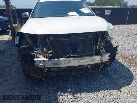 2017 Nissan Pathfinder SV z VIN 5N1DR2MNXHC622572, wystawiony jako IAAI lot #42144228 z przebiegiem 155 262 mil mil oraz . Historia ofert i sprzedaży dostępna na DreamBid. Obrazek 6.