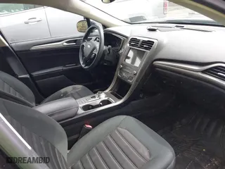 2019 Ford Fusion Hybrid SE with VIN 3FA6P0LU8KR106192, listed as a IAAI auction lot 41917627 with 89,684 mi miles. Bid and sale history available at carsss.com. Image 5.