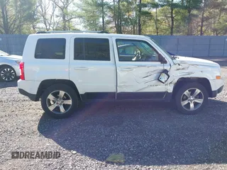 2016 Jeep Patriot High Altitude with VIN 1C4NJRFB6GD696544, listed as a IAAI auction lot 42134516 with 160,328 mi miles and . Bid and sale history available at DreamBid. Image 13.