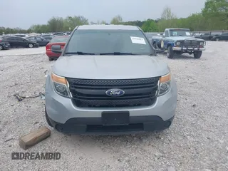2015 Ford Utility Police Interceptor with VIN 1FM5K8AR8FGC41103, listed as a IAAI auction lot 41945013 with 89,792 mi miles. Bid and sale history available at carsss.com. Image 13.