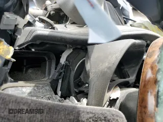 2018 Toyota Highlander LE with VIN 5TDZZRFH6JS269715, listed as a Copart auction lot 51054665 with Not provided miles and Non repairable. Bid and sale history available at DreamBid. Image 9.