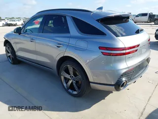 2024 Genesis GV70 2.5T z VIN 5NMMADTB2RH006771, wystawiony jako IAAI lot #42011216 z przebiegiem 9482 mil mil oraz . Historia ofert i sprzedaży dostępna na DreamBid. Obrazek 3.