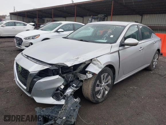 2020 Nissan Altima S z VIN 1N4BL4BV5LC208609, wystawiony jako IAAI lot #41894171 z przebiegiem 88 658 mil mil oraz . Historia ofert i sprzedaży dostępna na DreamBid. Obrazek 17.