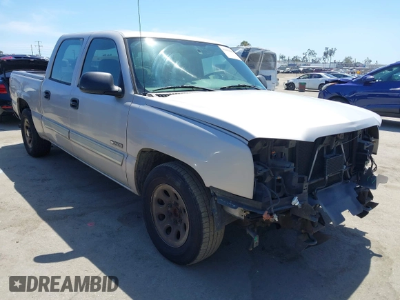 2005 Chevrolet Silverado 1500 LS z VIN 2GCEC13T651144009, wystawiony jako IAAI lot #42256681 z przebiegiem 116 074 mil mil oraz . Historia ofert i sprzedaży dostępna na DreamBid. Obrazek 1.