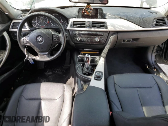 2015 BMW 3 Series 320i xDrive с VIN WBA3C3G57FNS74571, выставлен на аукционе Copart как лот 58059955 с пробегом 110 944 миль миль и Списание • Salvage title. История ставок и продаж доступна на DreamBid. Изображение 8.