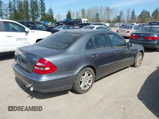 2006 Mercedes-Benz E 320 CDI with VIN WDBUF26J96A854465, listed as a IAAI auction lot 41970696 with Not Provided miles and . Bid and sale history available at DreamBid. Image 4.