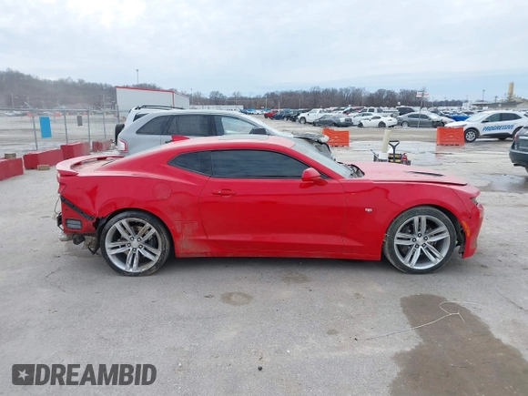 2018 Chevrolet Camaro 2SS with VIN 1G1FH1R74J0185575, listed as a IAAI auction lot 41581138 with 59,817 mi miles and . Bid and sale history available at DreamBid. Image 13.