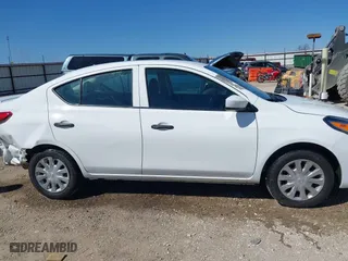 2019 Nissan Versa Sedan SV with VIN 3N1CN7AP5KL828802, listed as a IAAI auction lot 41738724 with 80,128 mi miles. Bid and sale history available at carsss.com. Image 13.