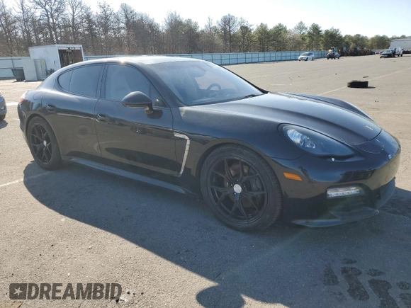 2013 Porsche Panamera with VIN WP0AA2A75DL018457, listed as a Copart auction lot 52576565 with 93,893 mi miles and Salvage Title. Bid and sale history available at carsss.com. Image 4.
