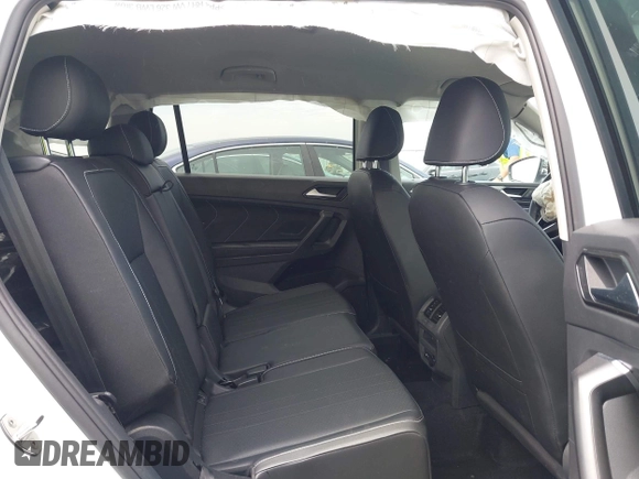 2022 Volkswagen Tiguan SE with VIN 3VV3B7AX3NM176770, listed as a IAAI auction lot 42114378 with 37,448 mi miles and . Bid and sale history available at DreamBid. Image 8.