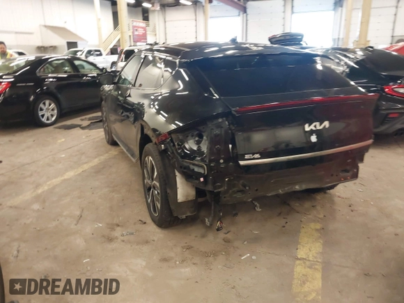 2022 Kia EV6 Wind z VIN KNDC3DLC8N5075492, wystawiony jako IAAI lot #41671331 z przebiegiem 22 122 mil mil oraz . Historia ofert i sprzedaży dostępna na DreamBid. Obrazek 3.