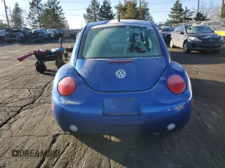 2003 Volkswagen New Beetle Coupe GLS with VIN 3VWCK21C73M424690, listed as a Copart auction lot 44572975 with 118,068 mi miles and Salvage Title. Bid and sale history available at carsss.com. Image 6.