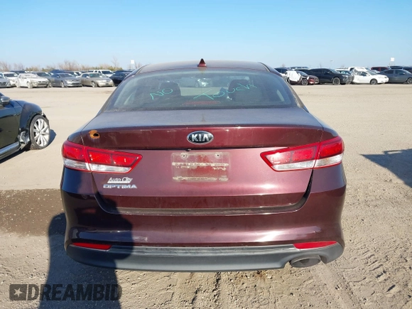 2016 Kia Optima LX z VIN 5XXGT4L36GG001942, wystawiony jako IAAI lot #41236894 z przebiegiem 125 376 mil mil oraz . Historia ofert i sprzedaży dostępna na DreamBid. Obrazek 16.