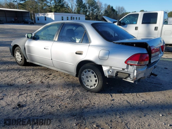 2002 Honda Accord LX with VIN 3HGCG564X2G703511, listed as a IAAI auction lot 41861622 with 266,533 mi miles and . Bid and sale history available at DreamBid. Image 3.