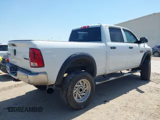 2012 Ram 2500 ST z VIN 3C6UD5CLXCG301343, wystawiony jako IAAI lot #42009239 z przebiegiem 139 514 mil mil oraz . Historia ofert i sprzedaży dostępna na DreamBid. Obrazek 4.