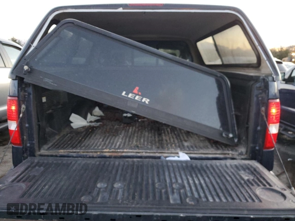 2004 Ford F-150 XL with VIN 1FTRF14544NB95529, listed as a Copart auction lot 42711215 with 124,622 mi miles and Clean Title. Bid and sale history available at DreamBid. Image 10.