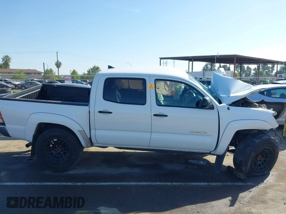 2012 Toyota Tacoma PreRunner z VIN 3TMJU4GN2CM128050, wystawiony jako IAAI lot #42200352 z przebiegiem Nie podano mil oraz . Historia ofert i sprzedaży dostępna na DreamBid. Obrazek 13.