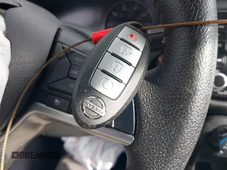 2021 Nissan Kicks SR z VIN 3N1CP5DV2ML492750, wystawiony jako IAAI lot #41918321 z przebiegiem 40 634 mil mil oraz . Historia ofert i sprzedaży dostępna na DreamBid. Obrazek 11.