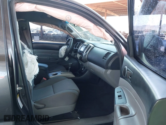 2015 Toyota Tacoma PreRunner with VIN 3TMKU4HN0FM046941, listed as a IAAI auction lot 42533553 with 123,115 mi miles and . Bid and sale history available at DreamBid. Image 5.