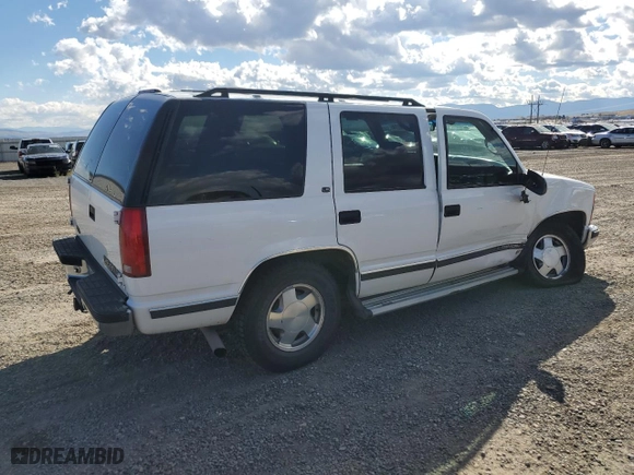 1998 Chevrolet Tahoe with VIN 1GNEK13R6WJ300586, listed as a Copart auction lot 71018274 with 177,722 mi miles and Clean Title. Bid and sale history available at carsss.com. Image 3.