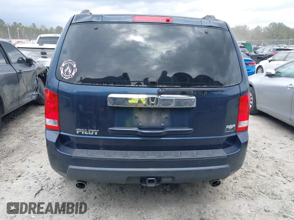 2011 Honda Pilot EX-L with VIN 5FNYF3H64BB005752, listed as a IAAI auction lot 41845506 with 226,388 mi miles and . Bid and sale history available at DreamBid. Image 17.