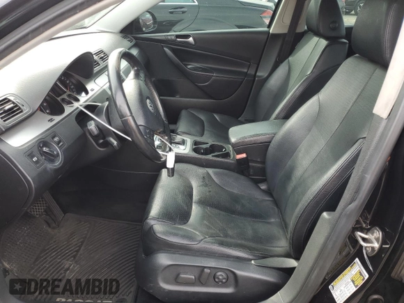 2009 Volkswagen Passat Komfort z VIN WVWJK73C29P033986, wystawiony jako Copart lot #47779315 z przebiegiem 173 439 mil mil oraz Szkoda całkowita • Salvage title. Historia ofert i sprzedaży dostępna na DreamBid. Obrazek 7.