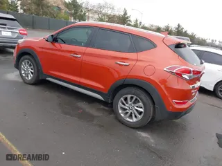 2017 Hyundai Tucson SE with VIN KM8J33A43HU526878, listed as a IAAI auction lot 41782842 with 21,627 mi miles. Bid and sale history available at carsss.com. Image 3.