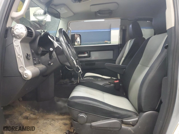 2013 Toyota FJ Cruiser with VIN JTEBU4BFXDK158261, listed as a Copart auction lot 47165285 with 152,076 mi miles and Clean Title. Bid and sale history available at carsss.com. Image 7.