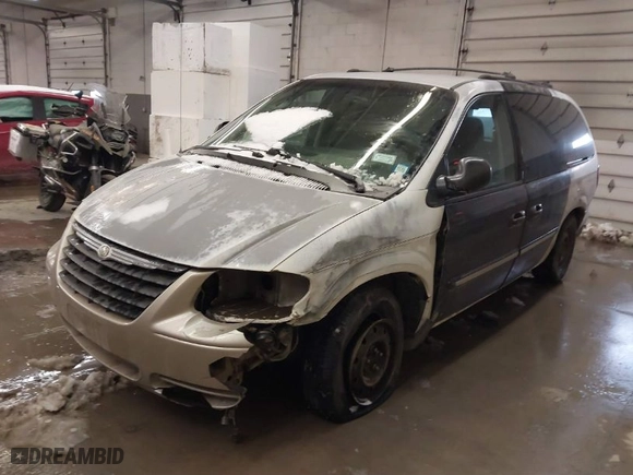 2006 Chrysler Town & Country LWB LX with VIN 2A4GP44R76R622968, listed as a IAAI auction lot 41507577 with 115,409 mi miles. Bid and sale history available at carsss.com. Image 2.