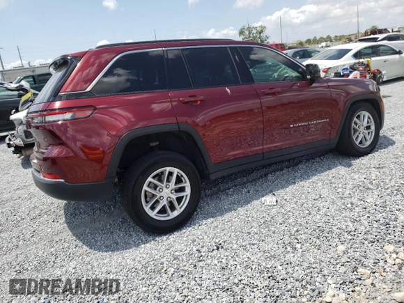 2024 Jeep Grand Cherokee Laredo X with VIN 1C4RJHAG5RC194583, listed as a Copart auction lot 52618915 with 19,283 mi miles and Salvage Title. Bid and sale history available at carsss.com. Image 3.