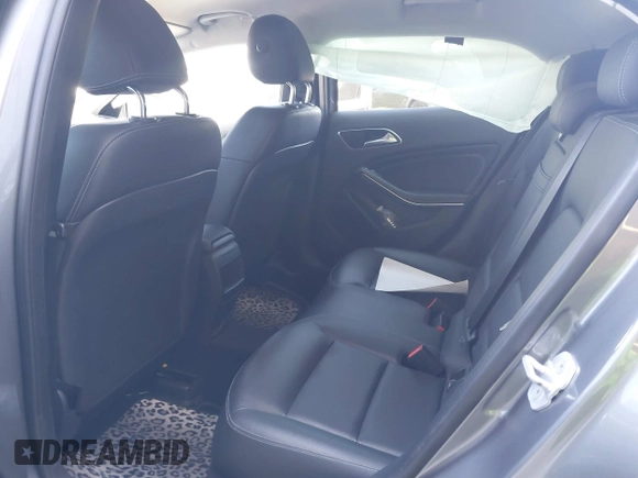 2015 Mercedes-Benz GLA 250 z VIN WDCTG4EB5FJ134607, wystawiony jako IAAI lot #41850309 z przebiegiem Nie podano mil oraz . Historia ofert i sprzedaży dostępna na DreamBid. Obrazek 8.