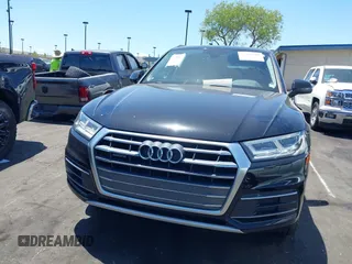 2018 Audi Q5 Premium Plus z VIN WA1BNAFY7J2094777, wystawiony jako IAAI lot #42265300 z przebiegiem Nie podano mil oraz . Historia ofert i sprzedaży dostępna na DreamBid. Obrazek 12.