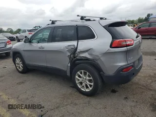 2014 Jeep Cherokee Latitude z VIN 1C4PJMCS8EW286152, wystawiony jako Copart lot #60332475 z przebiegiem 102 434 mil mil oraz Szkoda całkowita • Salvage title. Historia ofert i sprzedaży dostępna na DreamBid. Obrazek 2.