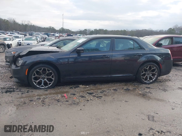 2018 Chrysler 300 with VIN 2C3CCABG0JH253924, listed as a IAAI auction lot 41407398 with 113,013 mi miles. Bid and sale history available at carsss.com. Image 14.