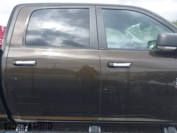 2014 Ram 2500 Big Horn with VIN 3C6UR5DJ4EG189320, listed as a IAAI auction lot 42287502 with 163,728 mi miles and . Bid and sale history available at DreamBid. Image 13.